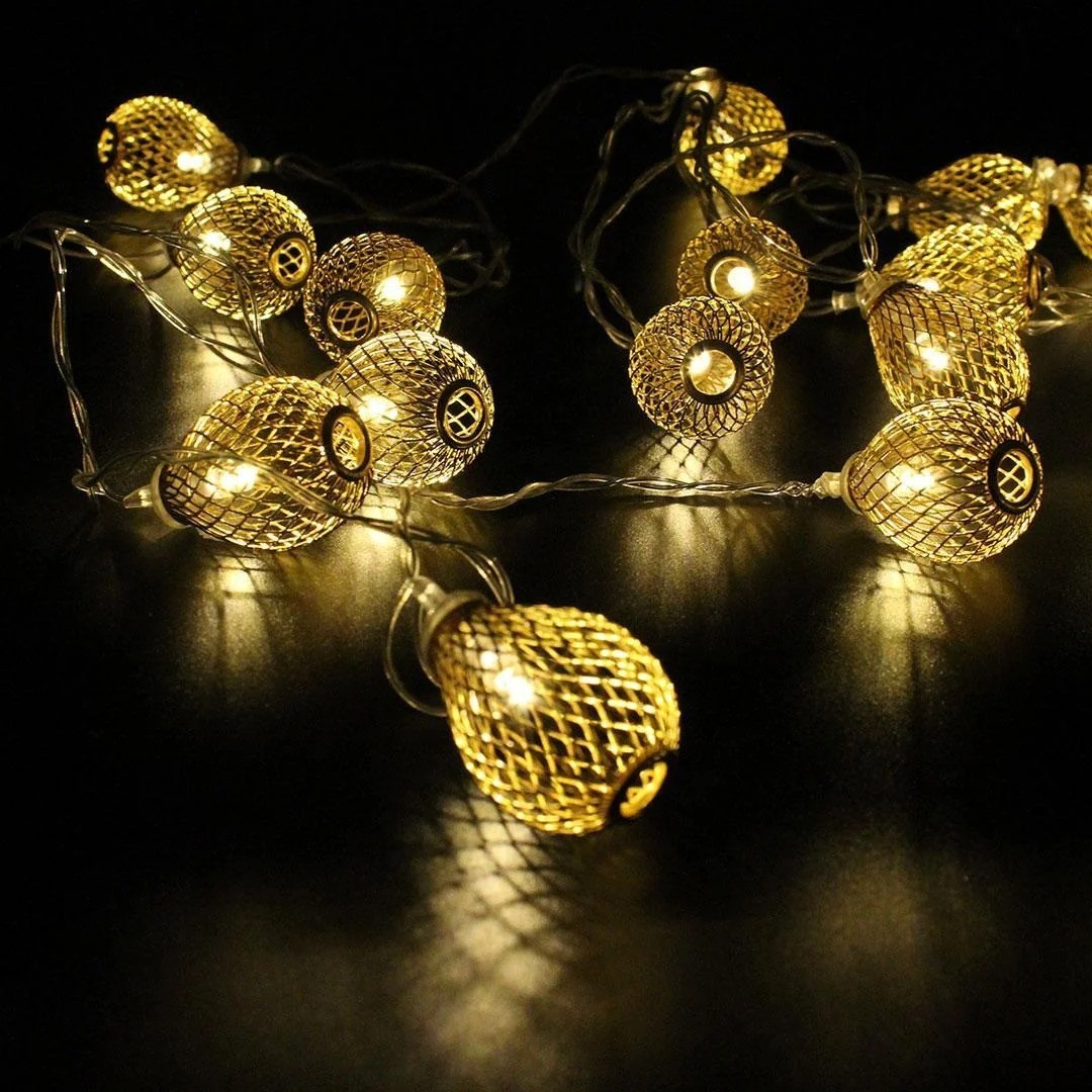 Гірлянда на ялинку Xmas, світлодіодна гірлянда кульки золоті 20 LED 4м Теплий білий (VS7004680)
Гірлянда на ялинку Xmas, світлодіодна гірлянда кульки золоті 20 LED 4м Теплий білий (VS7004680)