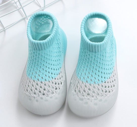 Тапочки-носочки Children's shoes Twist 18/19 (11,2 см) Бирюзовые (002259-3 Тg)
Тапочки-носочки Children's shoes Twist 18/19 (11,2 см) Бирюзовые (002259-3 Тg)