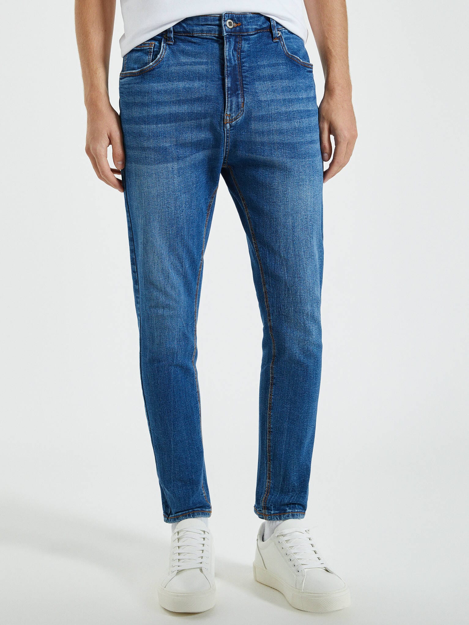 Джинсы Pull & Bear 5682/558/400 Синие джинс, Джинсы Pull & Bear 5682/558/400 40 Синие джинс
Джинсы Pull & Bear 5682/558/400 Синие джинс, Джинсы Pull & Bear 5682/558/400 40 Синие джинс