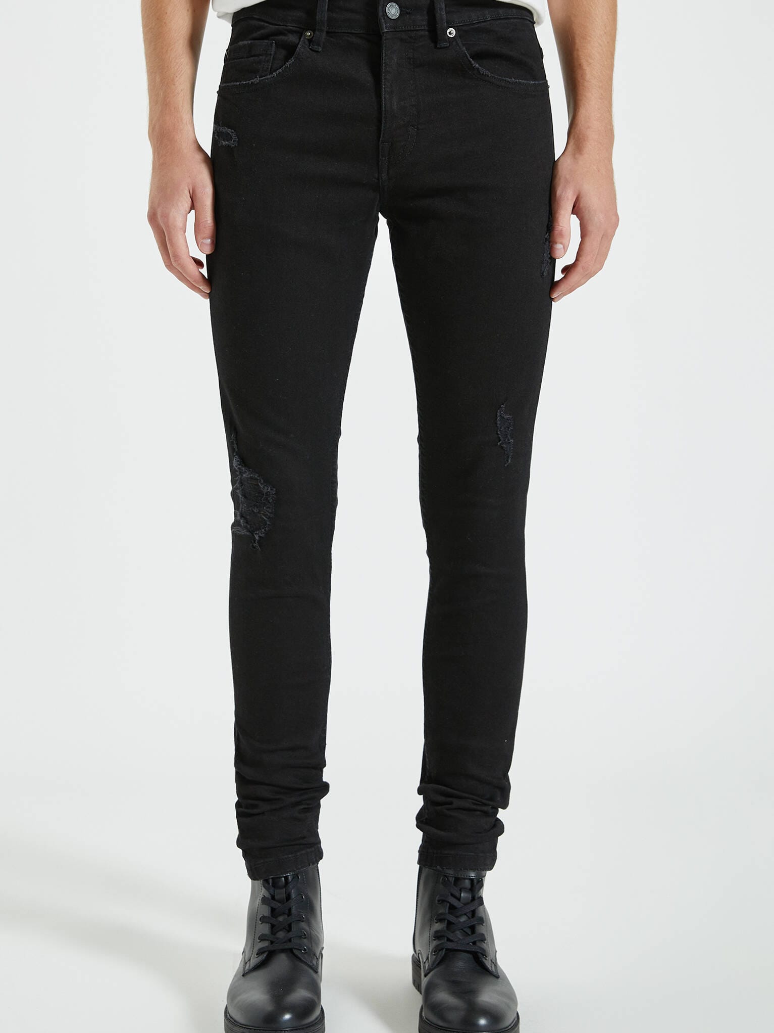 Джинсы Pull & Bear 9683/543/800 Черные джинс, Джинсы Pull & Bear 9683/543/800 40 Черные джинс
Джинсы Pull & Bear 9683/543/800 Черные джинс, Джинсы Pull & Bear 9683/543/800 40 Черные джинс