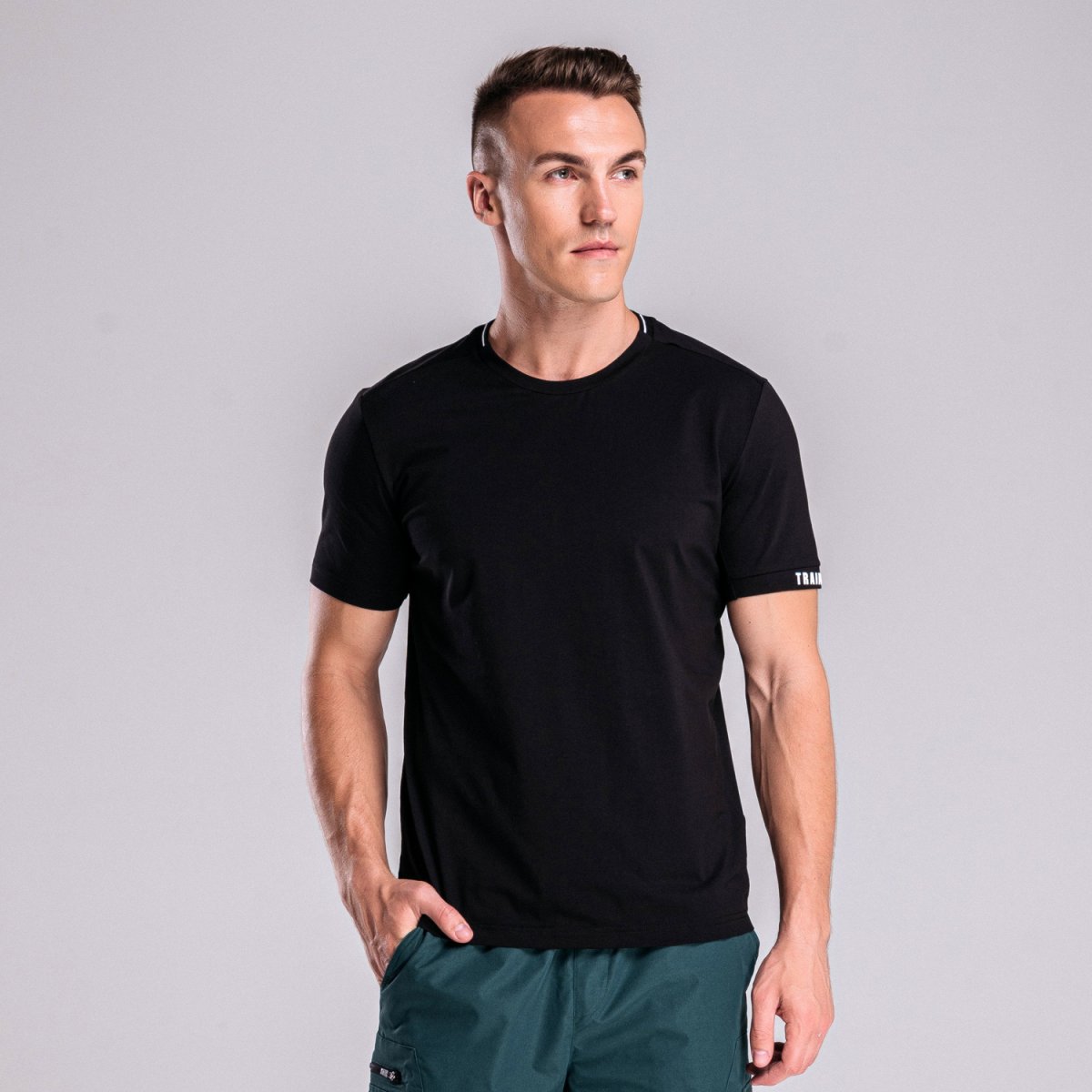 Футболка чоловіча PEAK чорний (FW602915-BLA, Футболка чоловіча PEAK L чорний (FW602915-BLA)
Футболка чоловіча PEAK чорний (FW602915-BLA, Футболка чоловіча PEAK L чорний (FW602915-BLA)