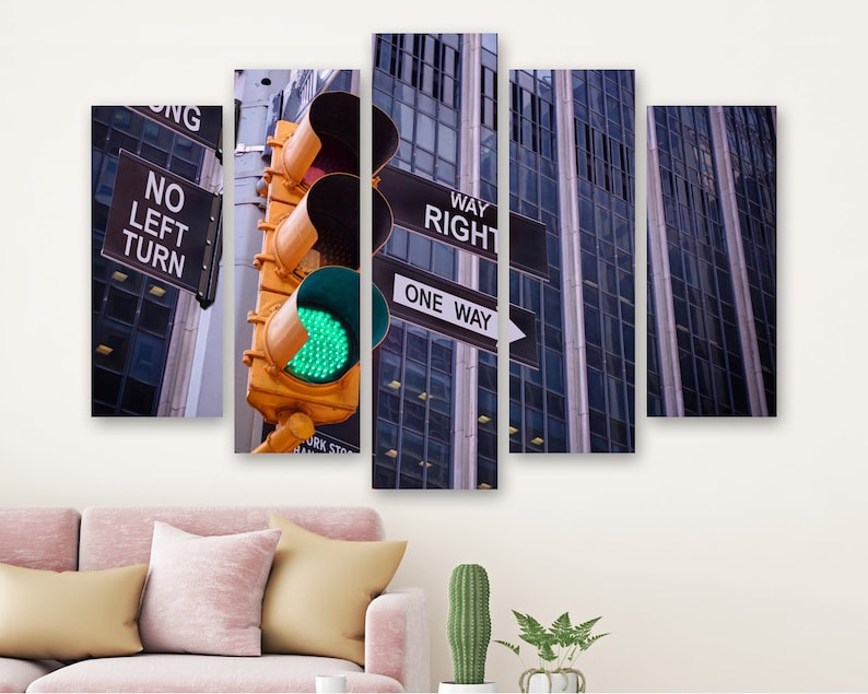 Модульная картина на холсте из пяти частей Светофор на улице Нью-Йорка 137x85 см
Модульная картина на холсте из пяти частей Светофор на улице Нью-Йорка 137x85 см