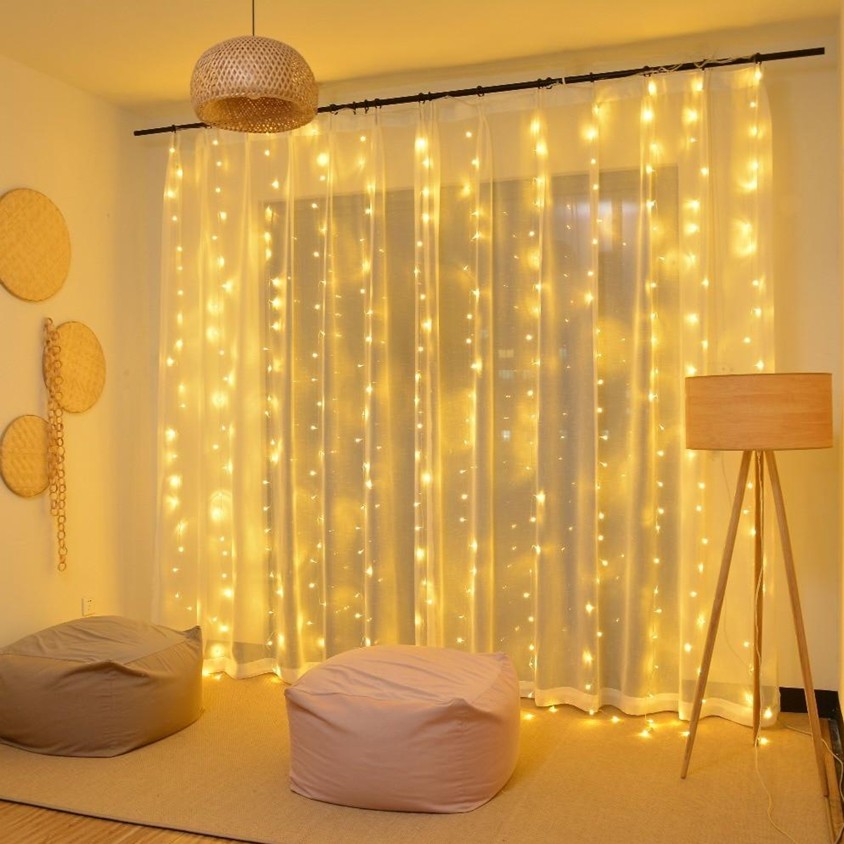 Светодиодная гирлянда-штора Decorative Light 180 LED 2 м Жёлтая (2000992412100)
Светодиодная гирлянда-штора Decorative Light 180 LED 2 м Жёлтая (2000992412100)