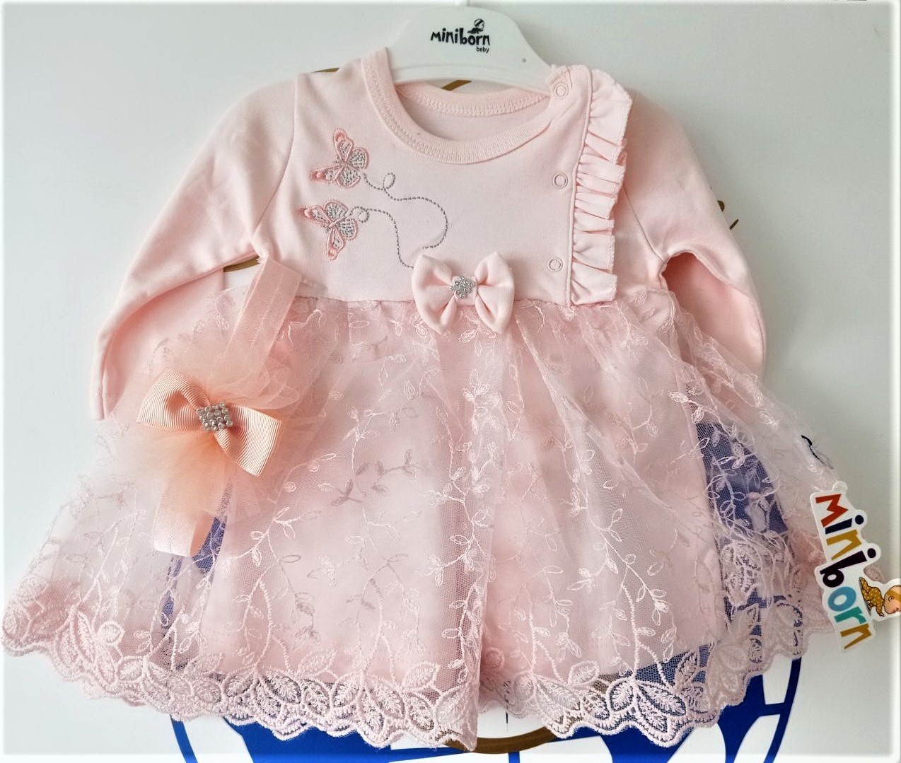 Пышное кружевное детские платье с повязкой Бабочки Miniborn персиковое 3-6 мес 68 см
Пышное кружевное детские платье с повязкой Бабочки Miniborn персиковое 3-6 мес 68 см