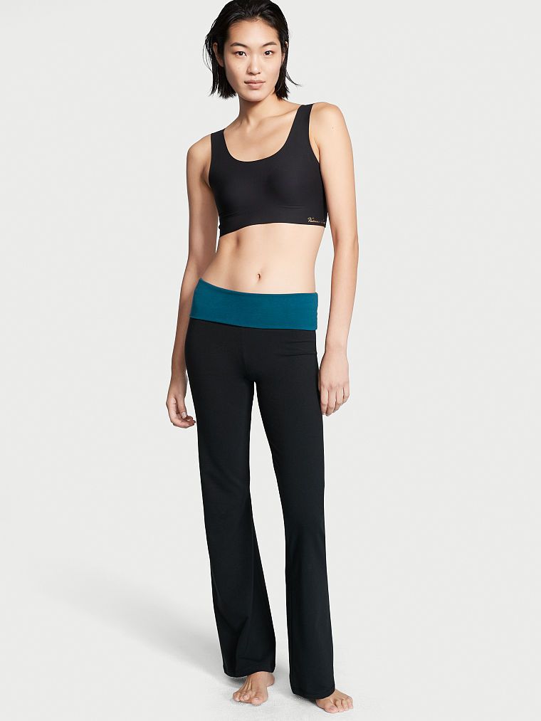 Спортивные леггинсы Victoria's Secret 753627415 Черные, Спортивные леггинсы Victoria's Secret 753627415 XL Черные
Спортивные леггинсы Victoria's Secret 753627415 Черные, Спортивные леггинсы Victoria's Secret 753627415 XL Черные