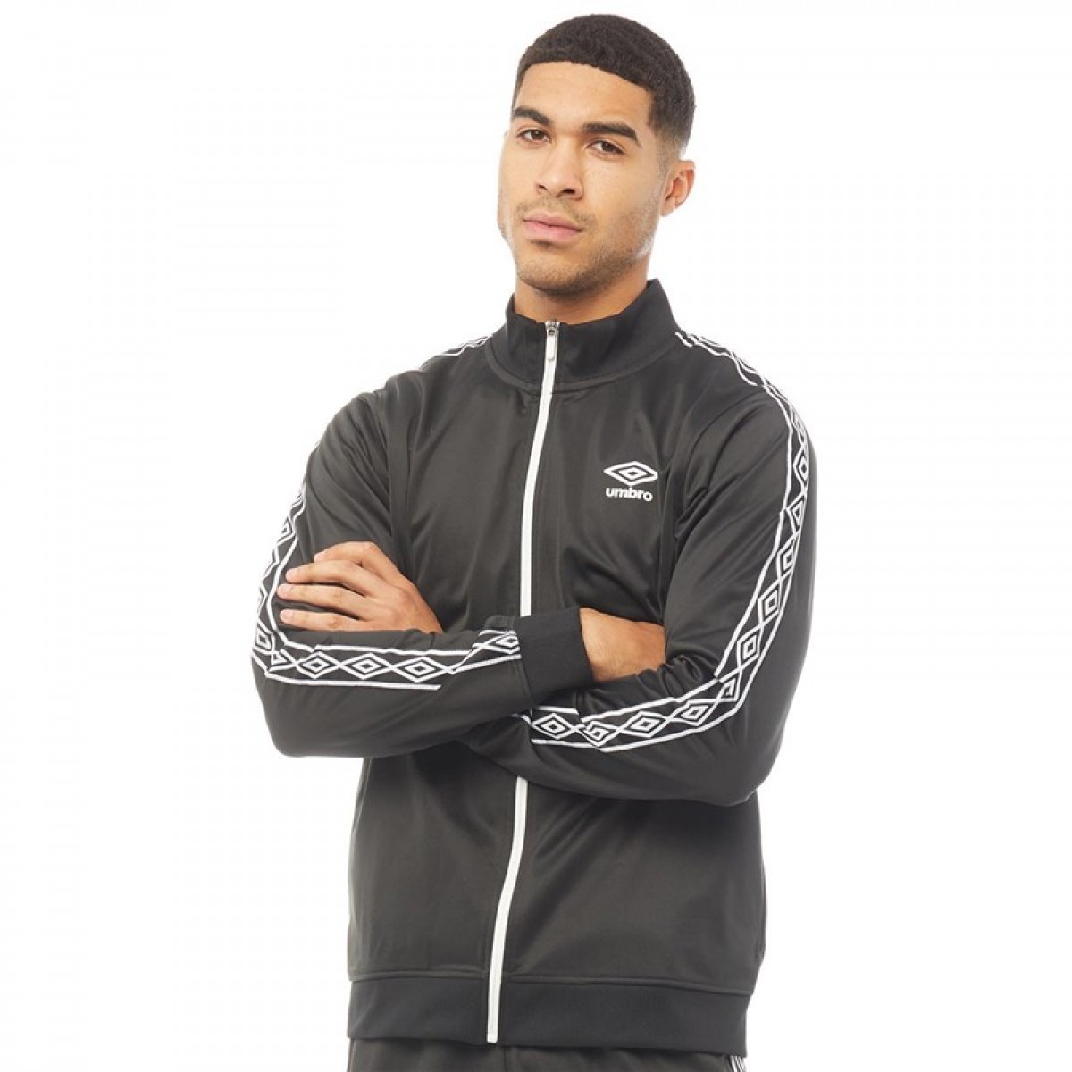 Спортивная кофта Umbro Active Style Taped Tricot Black/White Black, (44, Спортивная кофта Umbro Active Style Taped Tricot Black/White Black, S (44)
Спортивная кофта Umbro Active Style Taped Tricot Black/White Black, (44, Спортивная кофта Umbro Active Style Taped Tricot Black/White Black, S (44)