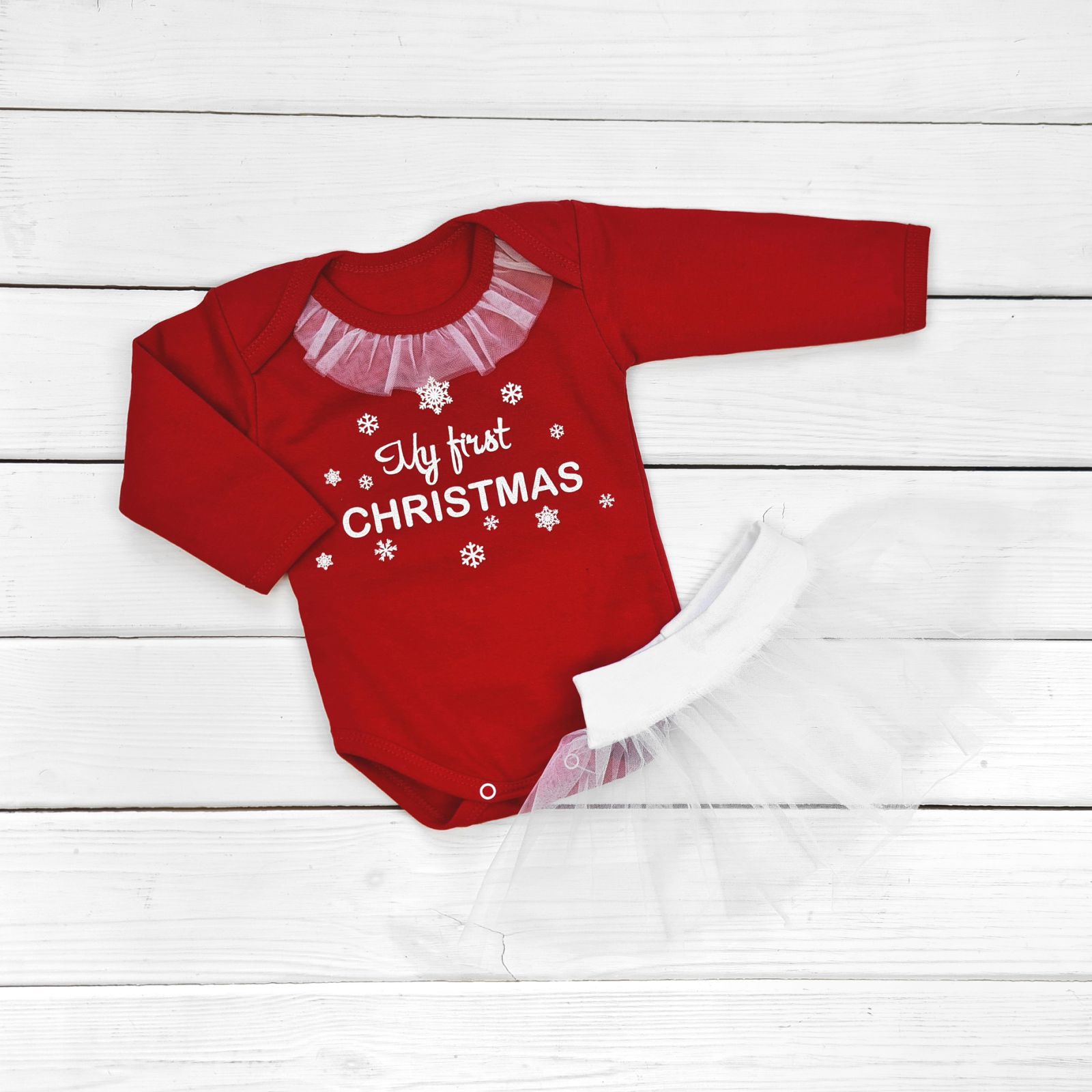 Новогодний комплект для девочки Malena с фатиновой юбкой my first christmas 74 см красный
Новогодний комплект для девочки Malena с фатиновой юбкой my first christmas 74 см красный