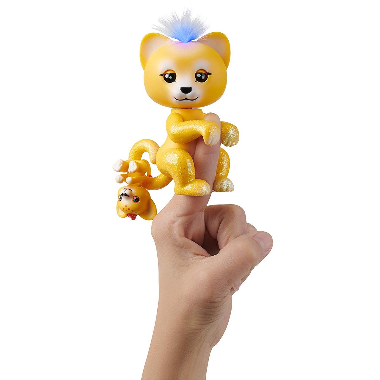 Інтерактивна іграшка WowWee Fingerlings Sam Baby Lion Light Up Лев Сем з малюком (3526) (B07N83QR3M)
Інтерактивна іграшка WowWee Fingerlings Sam Baby Lion Light Up Лев Сем з малюком (3526) (B07N83QR3M)