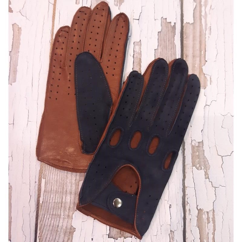 Мужские перчатки для вождения комбинированные GlovesUA мод.275 р.10 темно-синий/светлый коньяк ( шов наружу)
Мужские перчатки для вождения комбинированные GlovesUA мод.275 р.10 темно-синий/светлый коньяк ( шов наружу)
