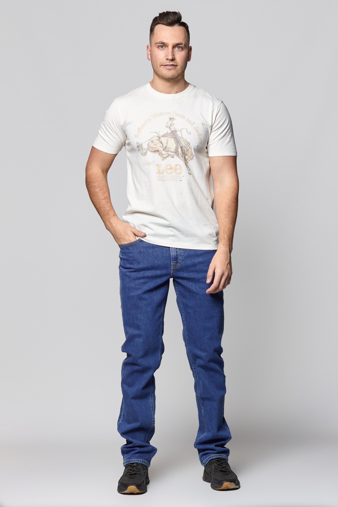 Футболка Lee Rider Tee Regular Fit Белый -00, Футболка Lee Rider Tee Regular Fit Белый L-00
Футболка Lee Rider Tee Regular Fit Белый -00, Футболка Lee Rider Tee Regular Fit Белый L-00