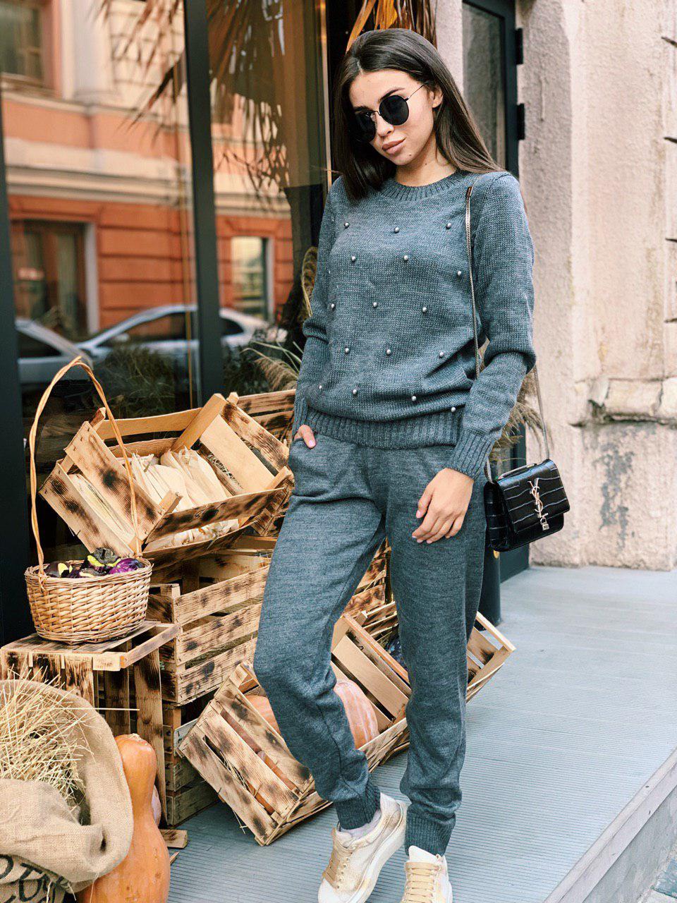 Fashions • Костюм вязаныи Джеи н Fashions - серый, Fashions • Костюм вязаныи Джеи н Fashions 42-46 серый
Fashions • Костюм вязаныи Джеи н Fashions - серый, Fashions • Костюм вязаныи Джеи н Fashions 42-46 серый