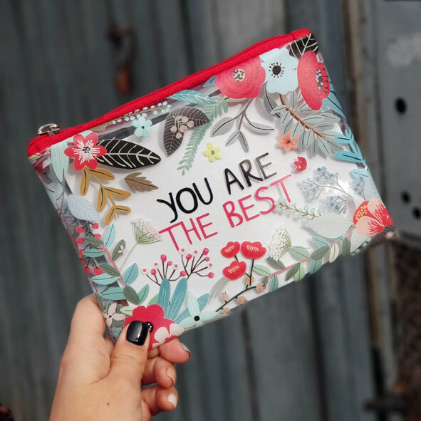 Косметичка пластиковая прозрачная You are the best Presentville 18,5х15 см 000177168
Косметичка пластиковая прозрачная You are the best Presentville 18,5х15 см 000177168