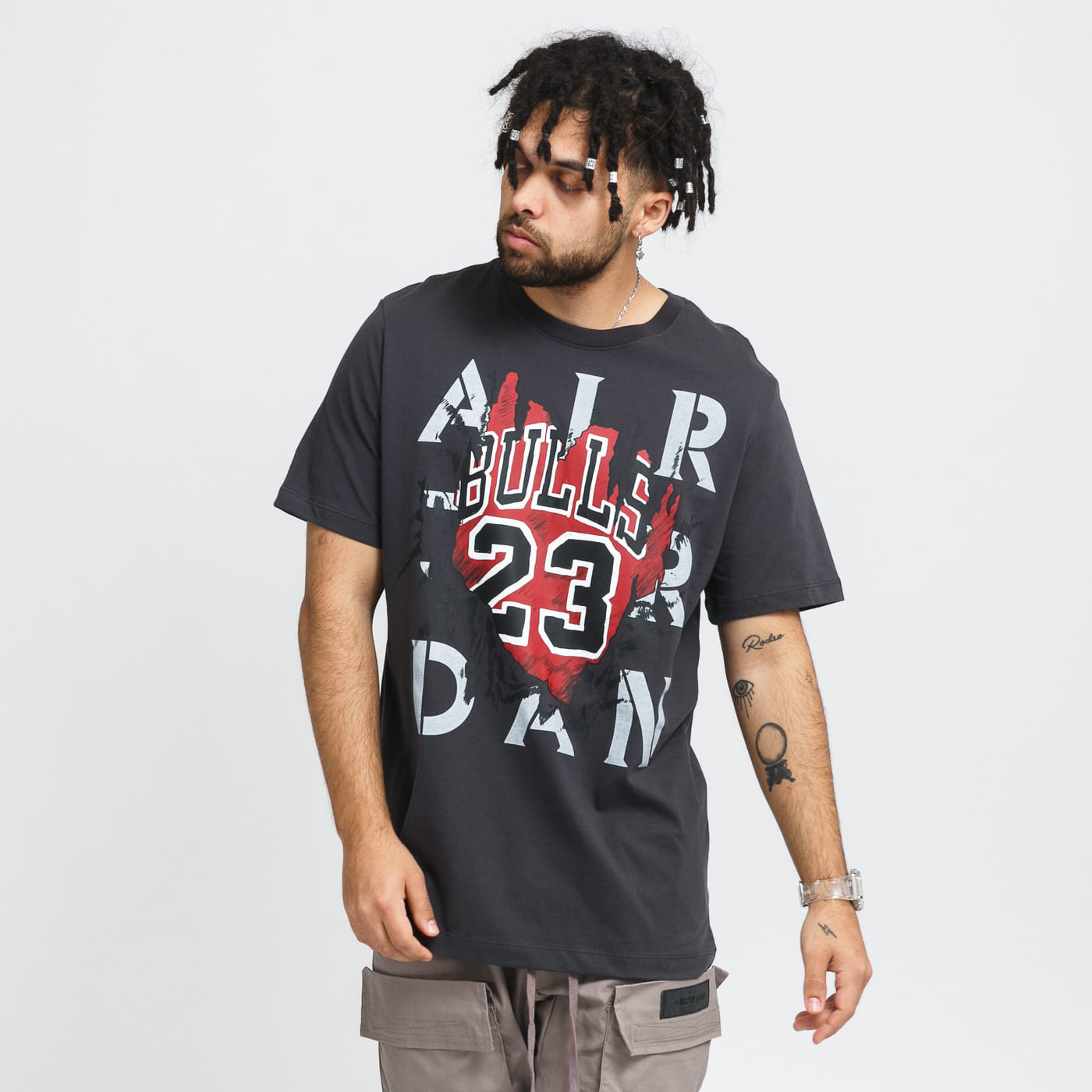 Футболка Jordan AJ5 85 GFX SS CREW DD5259-060, Футболка Jordan AJ5 85 GFX SS CREW DD5259-060 M
Футболка Jordan AJ5 85 GFX SS CREW DD5259-060, Футболка Jordan AJ5 85 GFX SS CREW DD5259-060 M