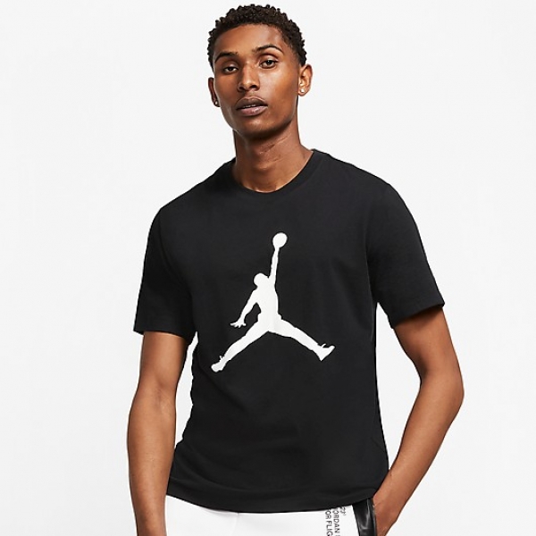 Футболка Jordan M J JUMPMAN SS CREW CJ0921-011, Футболка Jordan M J JUMPMAN SS CREW CJ0921-011 S
Футболка Jordan M J JUMPMAN SS CREW CJ0921-011, Футболка Jordan M J JUMPMAN SS CREW CJ0921-011 S
