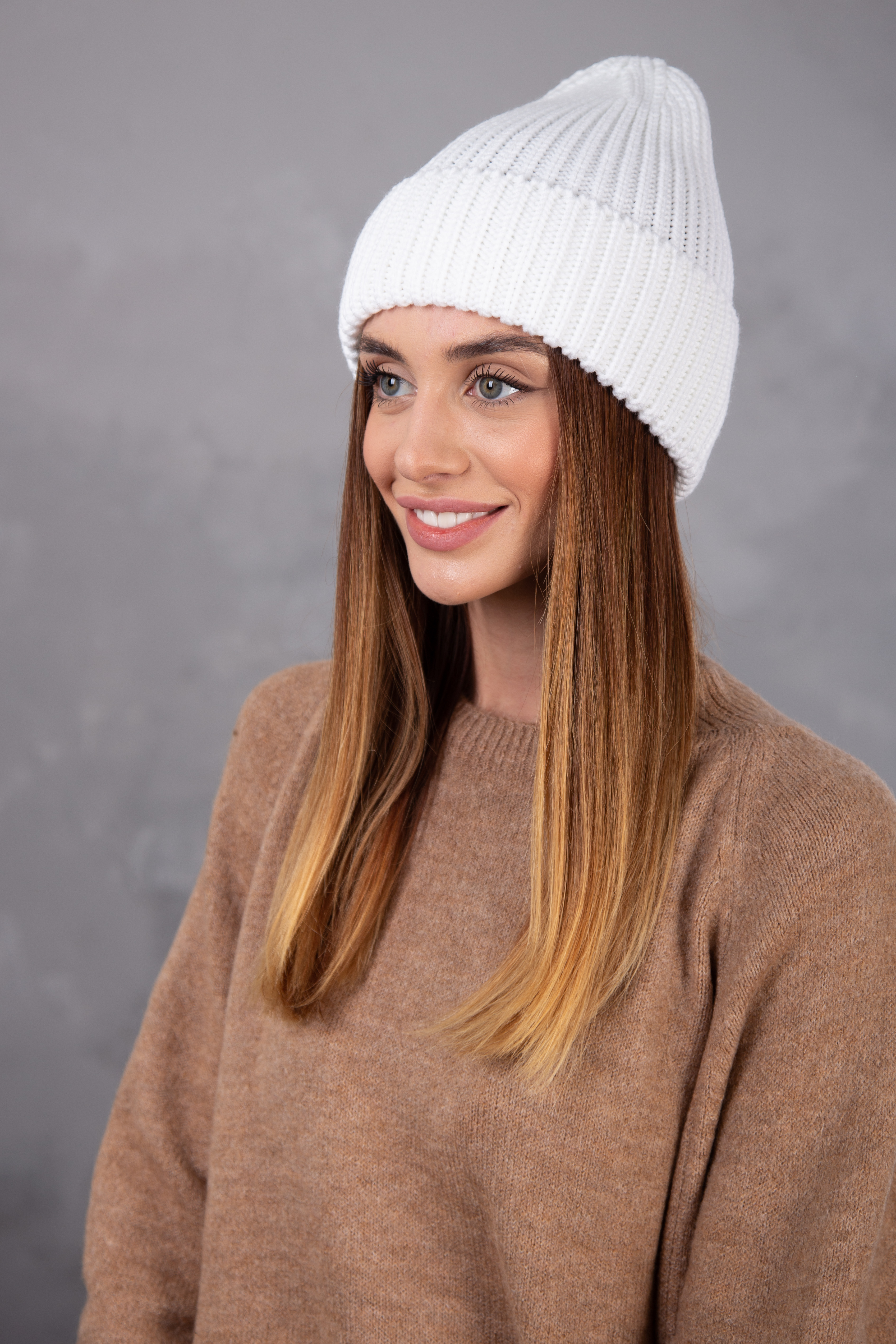 Шапка FAMO SHP-93023 Белый (SHP-93023, Шапка FAMO SHP-93023 Белый One size (SHP-93023)
Шапка FAMO SHP-93023 Белый (SHP-93023, Шапка FAMO SHP-93023 Белый One size (SHP-93023)