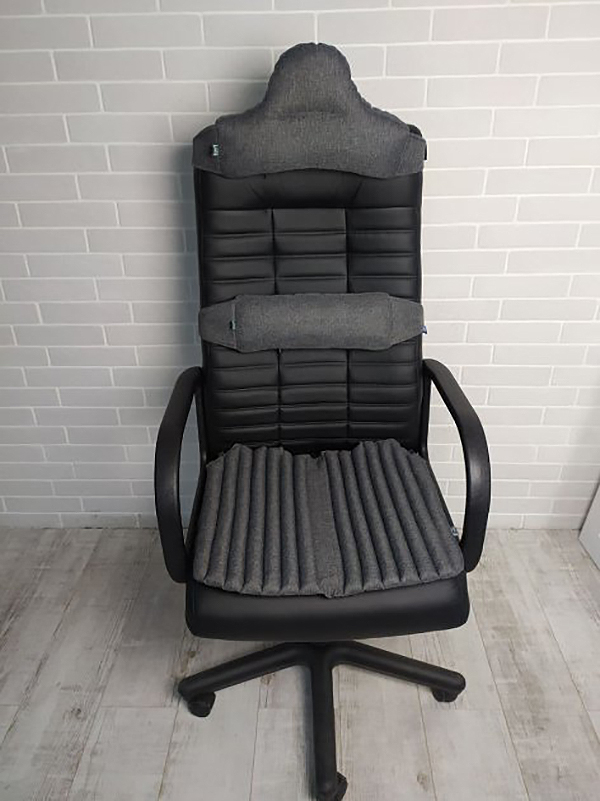 Комплект ортопедическая накидка Ekkoseat для кресла с подушками под поясницу и шею Серый (ekko_6_f5_С)
Комплект ортопедическая накидка Ekkoseat для кресла с подушками под поясницу и шею Серый (ekko_6_f5_С)