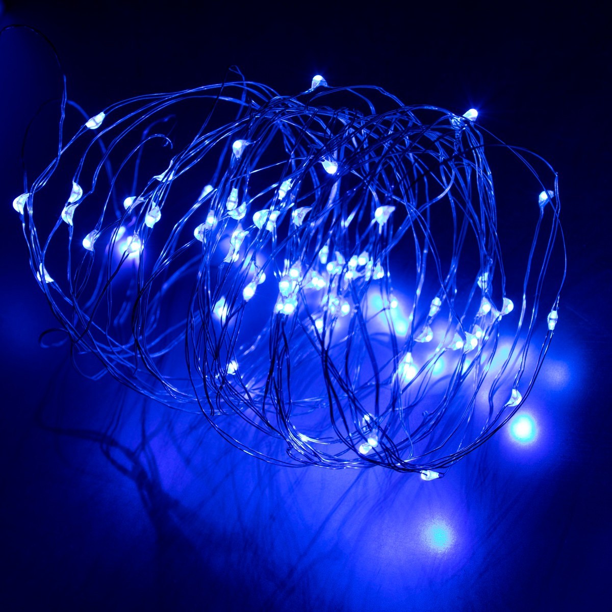 Світлодіодна гірлянда крапля роси з контролером "AJ-1041 арт 005В" Синя 75LED 10.4 м (VS7004802)
Світлодіодна гірлянда крапля роси з контролером "AJ-1041 арт 005В" Синя 75LED 10.4 м (VS7004802)
