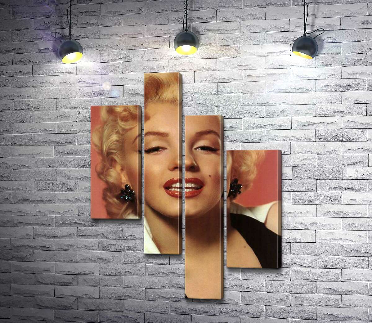 Модульная картина ArtPoster Мэрилин Монро (Marilyn Monroe) позирует для первого номера журнала Playboy 100x139 см Модуль №20
Модульная картина ArtPoster Мэрилин Монро (Marilyn Monroe) позирует для первого номера журнала Playboy 100x139 см Модуль №20