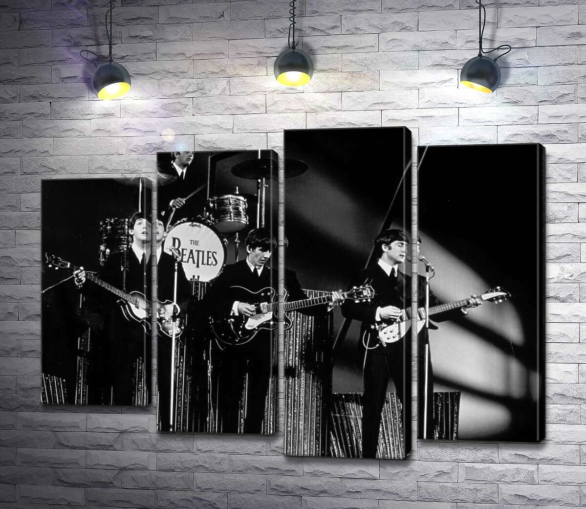 Модульная картина ArtPoster Молодая группа The Beatles на своем концерте 132x98 см Модуль №21
Модульная картина ArtPoster Молодая группа The Beatles на своем концерте 132x98 см Модуль №21