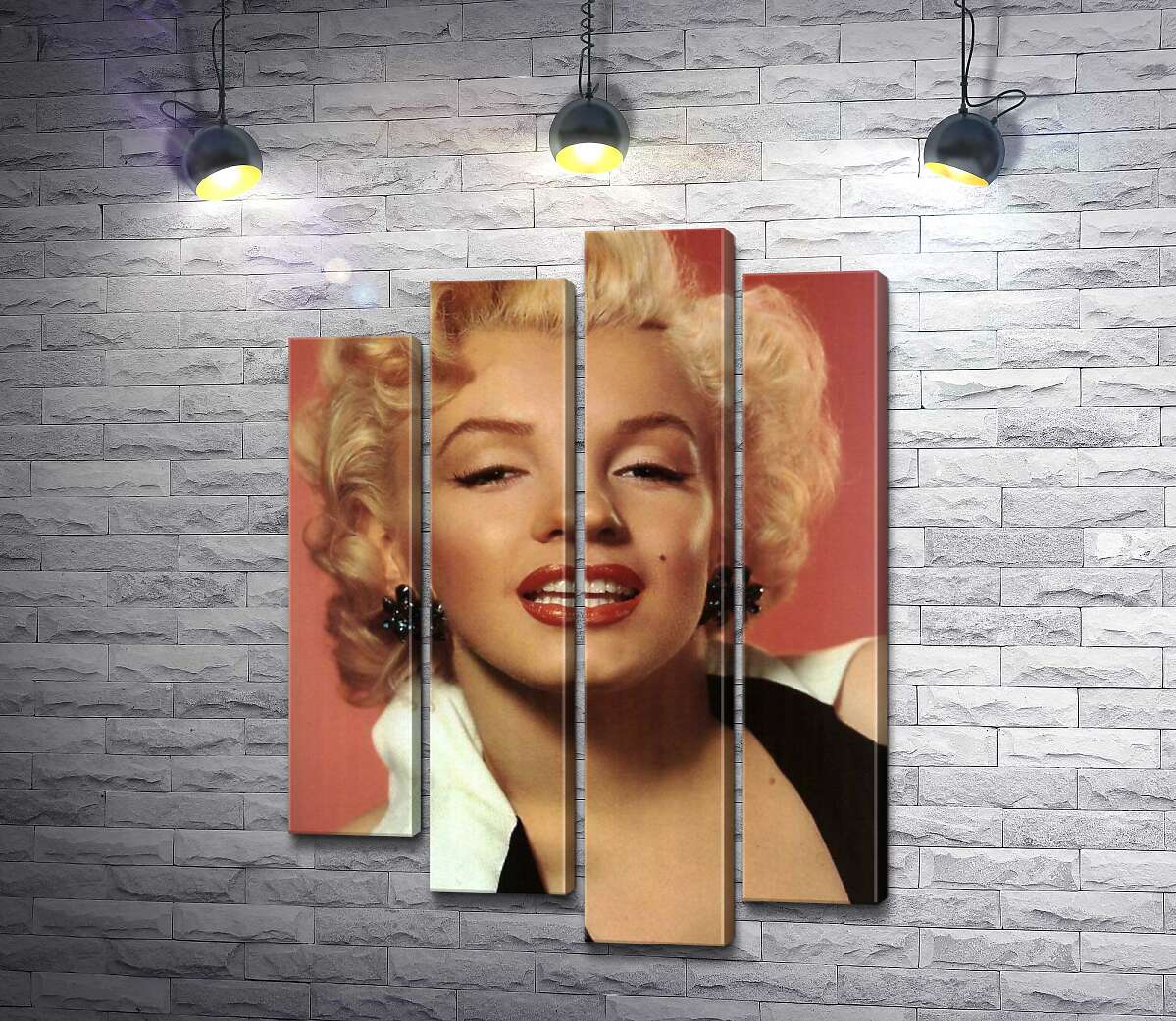 Модульная картина ArtPoster Мэрилин Монро (Marilyn Monroe) позирует для первого номера журнала Playboy 80x112 см Модуль №21
Модульная картина ArtPoster Мэрилин Монро (Marilyn Monroe) позирует для первого номера журнала Playboy 80x112 см Модуль №21