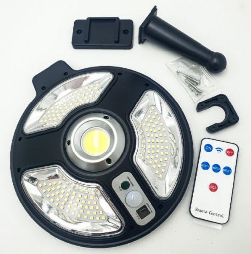 Уличный LED фонарь-прожектор - UKC LB-1288_B - аккумуляторный светильник - 3000mA - на солнечной батарее с датчиком движения и пультом ДУ.
Уличный LED фонарь-прожектор - UKC LB-1288_B - аккумуляторный светильник - 3000mA - на солнечной батарее с датчиком движения и пультом ДУ.