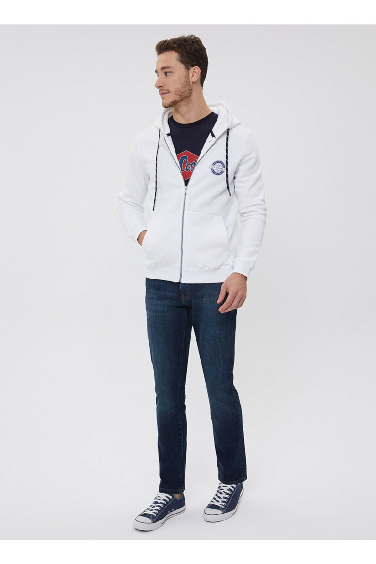 Свитшот мужской Lee Cooper Белый (211 LCM 241029 1101, Свитшот мужской Lee Cooper Белый S (211 LCM 241029 1101)
Свитшот мужской Lee Cooper Белый (211 LCM 241029 1101, Свитшот мужской Lee Cooper Белый S (211 LCM 241029 1101)