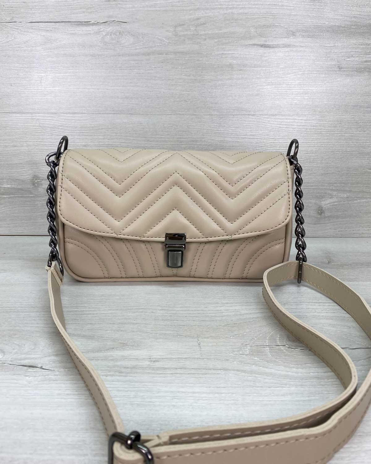 Женская сумка «Джуди» бежевая
Женская сумка «Джуди» бежевая