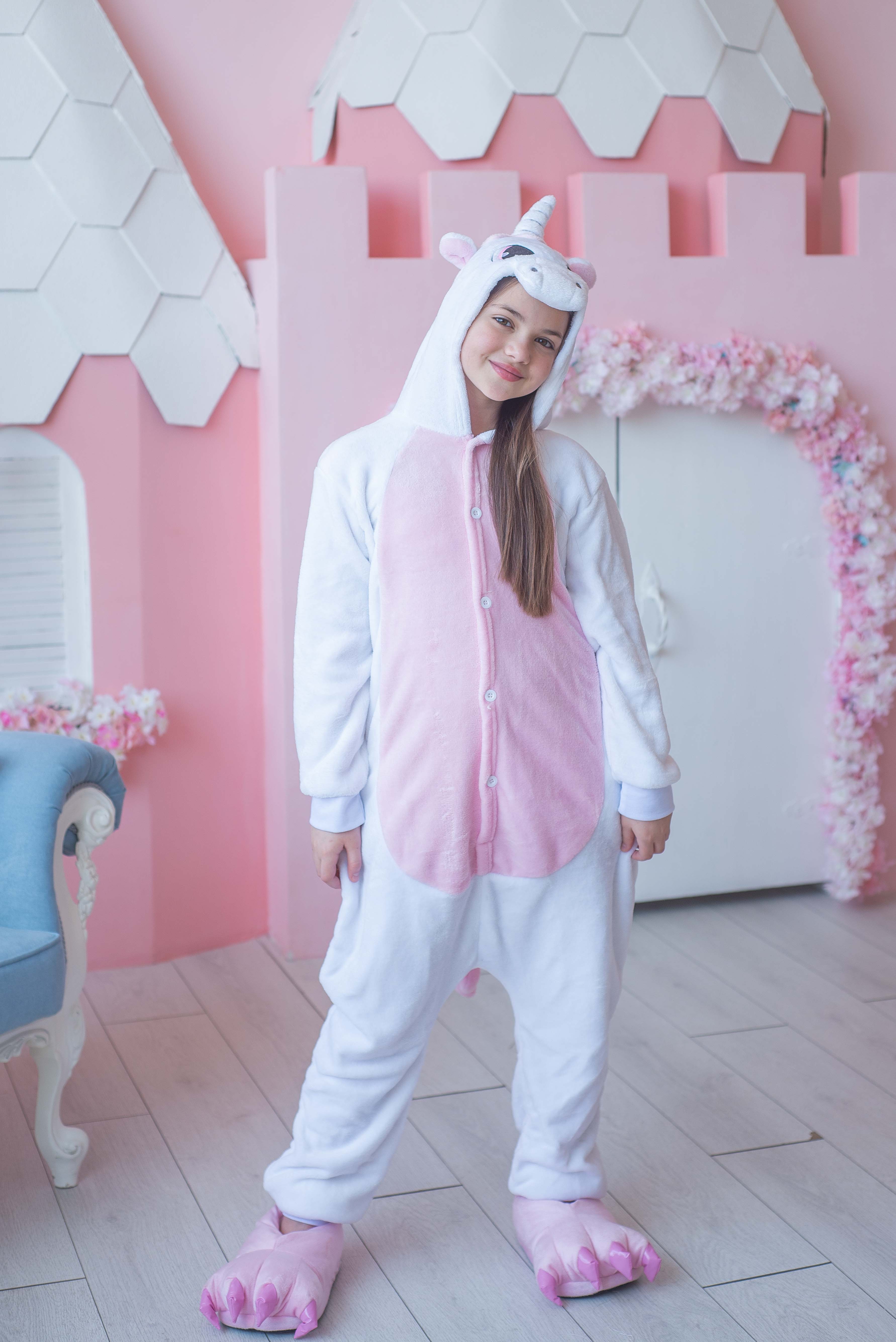 Пижама Кигуруми детская BearWear Единорог с крылышками XL 135 - 145 см Бело-розовый (K0W1-0024-XL)
Пижама Кигуруми детская BearWear Единорог с крылышками XL 135 - 145 см Бело-розовый (K0W1-0024-XL)