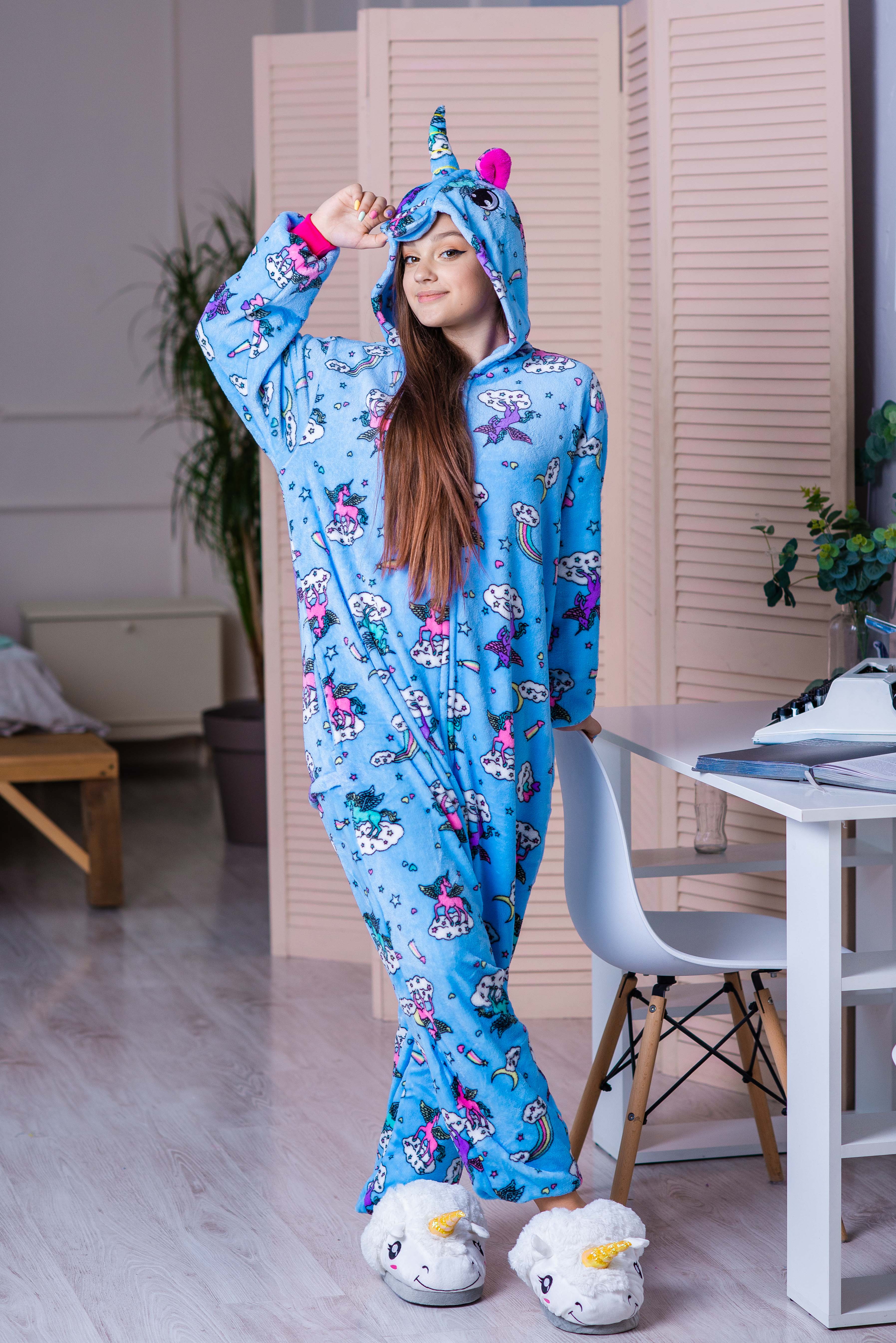 Пижама Кигуруми взрослая BearWear Единорог сладкие сны (на молнии) 145 - 155 см Голубой (K1W1-0119, Пижама Кигуруми взрослая BearWear Единорог сладкие сны (на молнии) S 145 - 155 см Голубой (K1W1-0119-S)
Пижама Кигуруми взрослая BearWear Единорог сладкие сны (на молнии) 145 - 155 см Голубой (K1W1-0119, Пижама Кигуруми взрослая BearWear Единорог сладкие сны (на молнии) S 145 - 155 см Голубой (K1W1-0119-S)