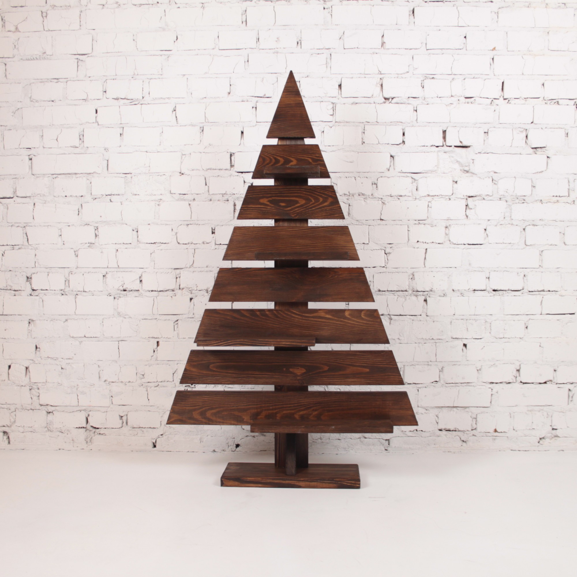 Дерев'яна ялинка з полицями Decor PW 1 м палісандр
Дерев'яна ялинка з полицями Decor PW 1 м палісандр