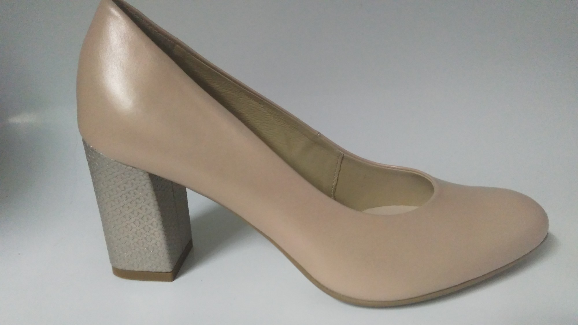 Туфли LAURA MESSI 1765 645-586 182023 36 23,5 см
Туфли LAURA MESSI 1765 645-586 182023 36 23,5 см