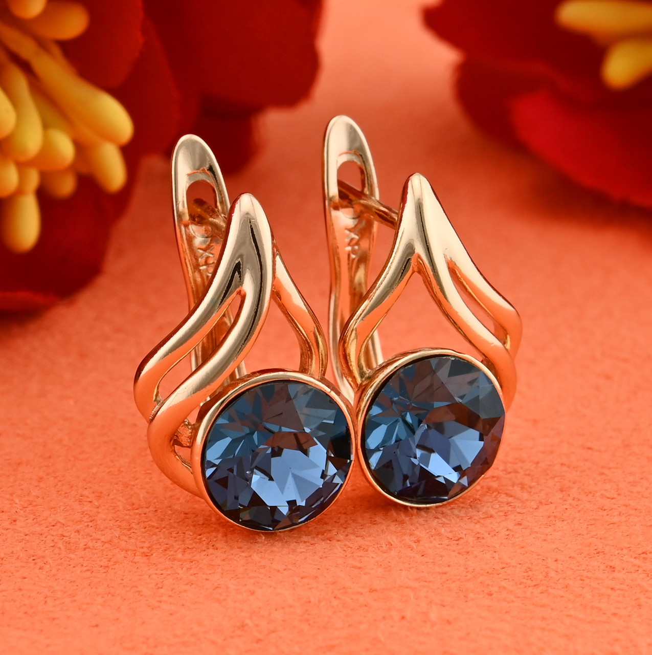 Серьги Xuping с кристаллами Swarovski 83227 размер 16х9 мм цвет монтана вес 3.5 г позолота 18К
Серьги Xuping с кристаллами Swarovski 83227 размер 16х9 мм цвет монтана вес 3.5 г позолота 18К