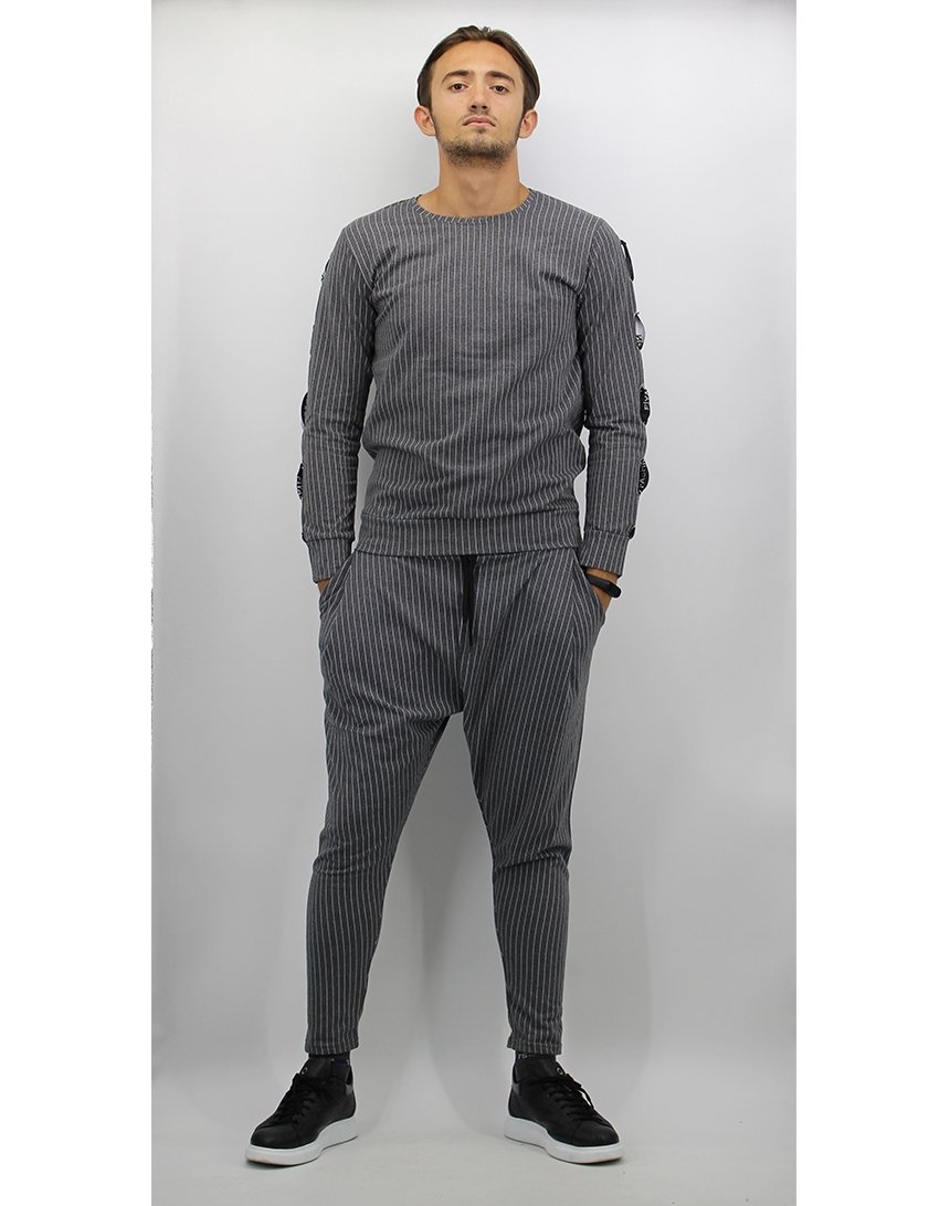 Костюм спортивный Fiyasko Fashion в полоску с декоративной лентой XL серый (1007 dark grey)
Костюм спортивный Fiyasko Fashion в полоску с декоративной лентой XL серый (1007 dark grey)