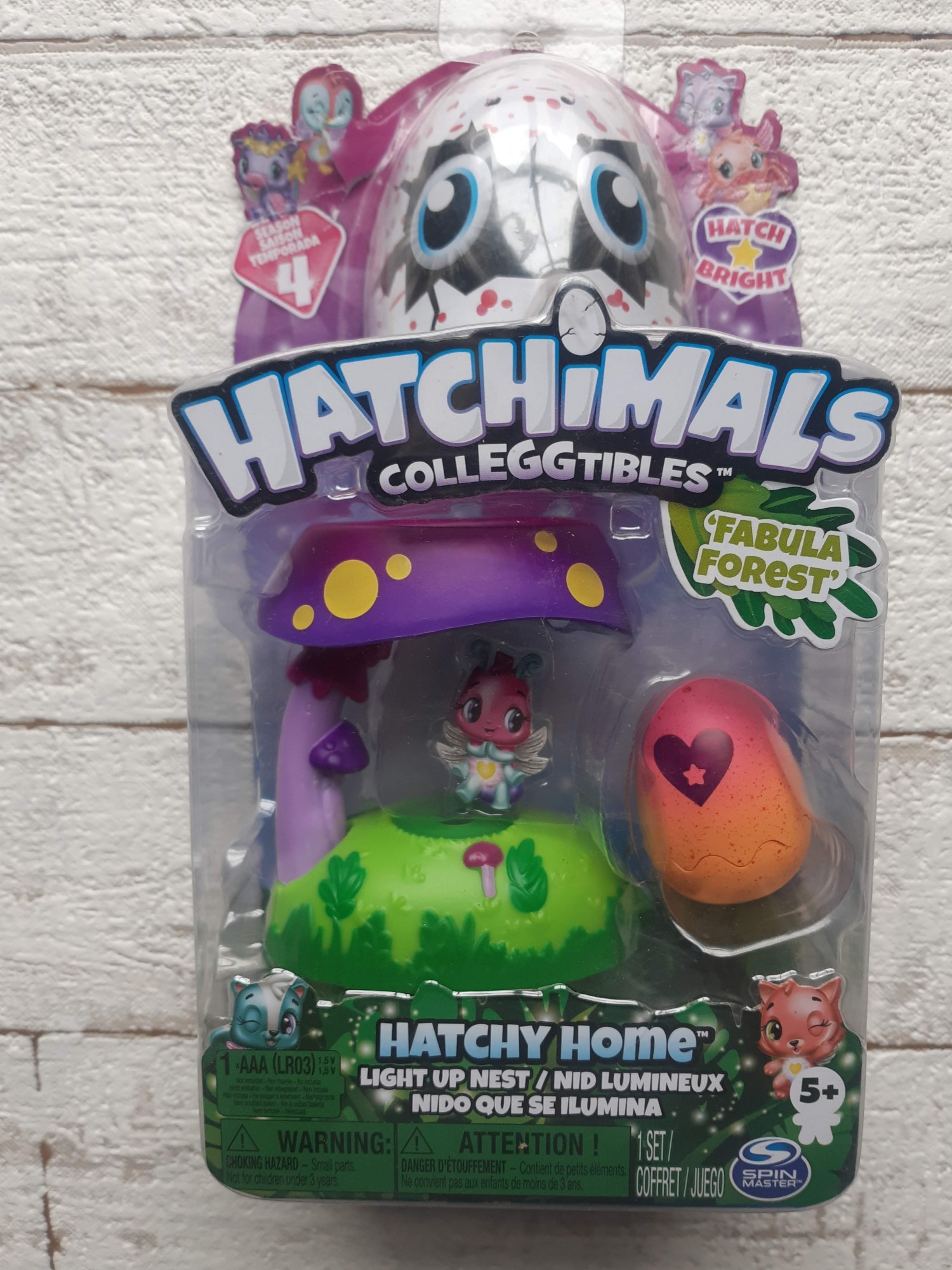 Набор Spin Master Hatchimals CollEggtibles гнездо Сказочный лес и коллекционная фигурка в яйцах в ассортименте SM19131/6044122
Набор Spin Master Hatchimals CollEggtibles гнездо Сказочный лес и коллекционная фигурка в яйцах в ассортименте SM19131/6044122