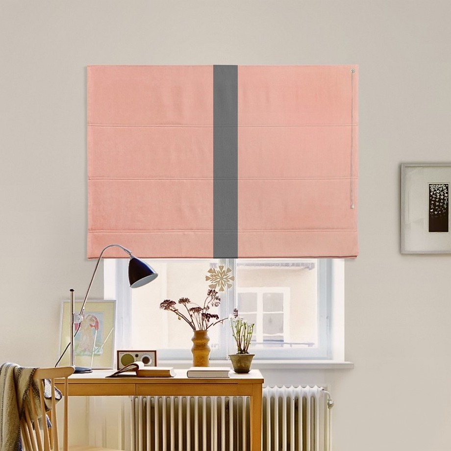 Римская штора с кантом по центру система Classic InHt Джуси велюр Пудра/Антрацит 160х160 см
Римская штора с кантом по центру система Classic InHt Джуси велюр Пудра/Антрацит 160х160 см