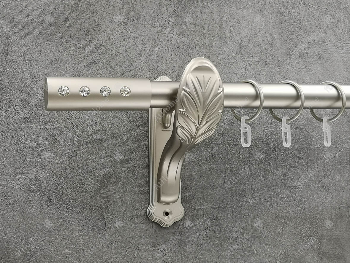 Карниз Quadrum Алюр 200 см одинарный Сатин ретро 25 мм гладкая (кольца с крючками)
Карниз Quadrum Алюр 200 см одинарный Сатин ретро 25 мм гладкая (кольца с крючками)