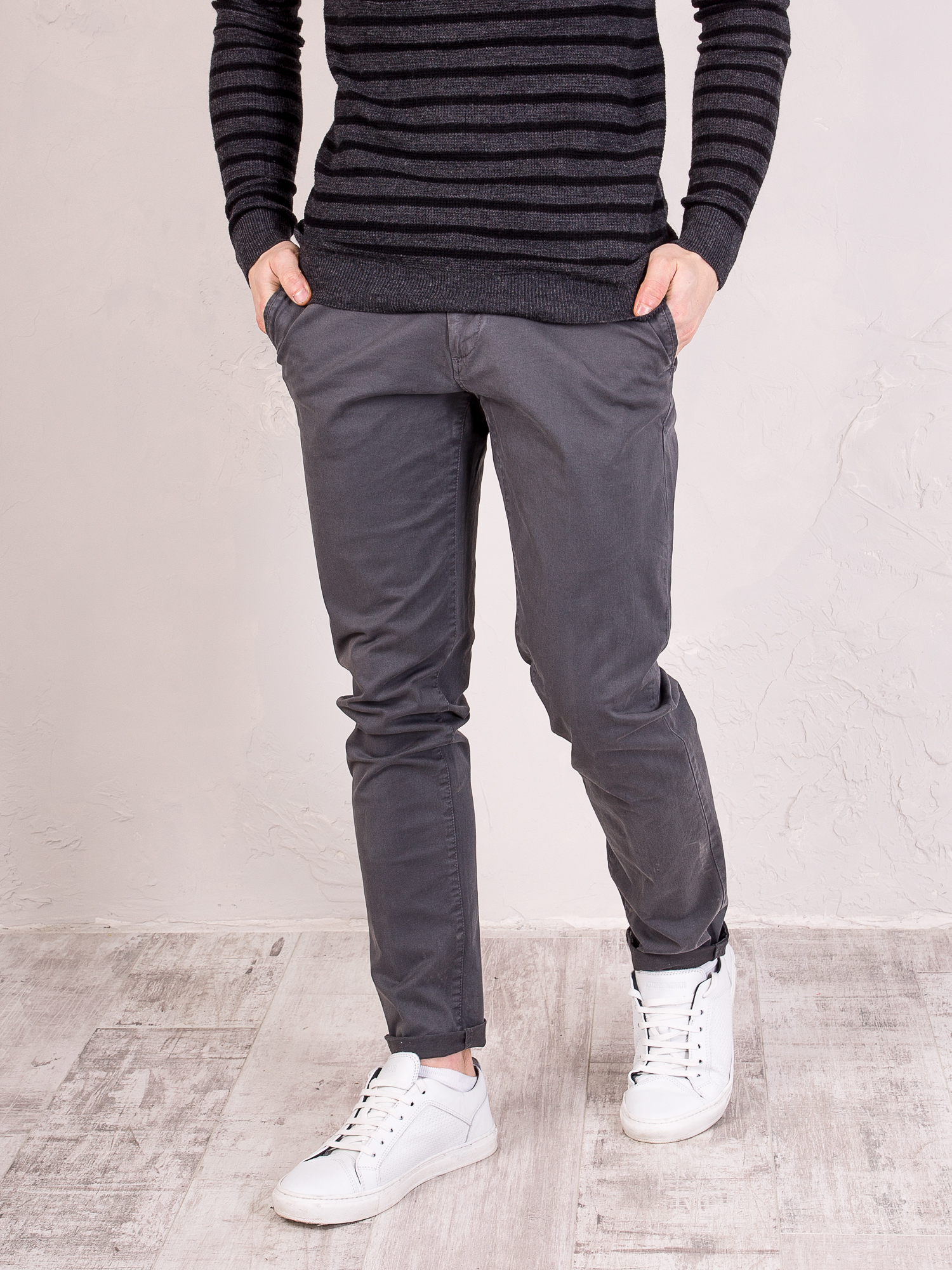 Брюки Antony Morato MMTR00392-FA800051-9020 Серый, Брюки Antony Morato MMTR00392-FA800051-9020 M Серый
Брюки Antony Morato MMTR00392-FA800051-9020 Серый, Брюки Antony Morato MMTR00392-FA800051-9020 M Серый
