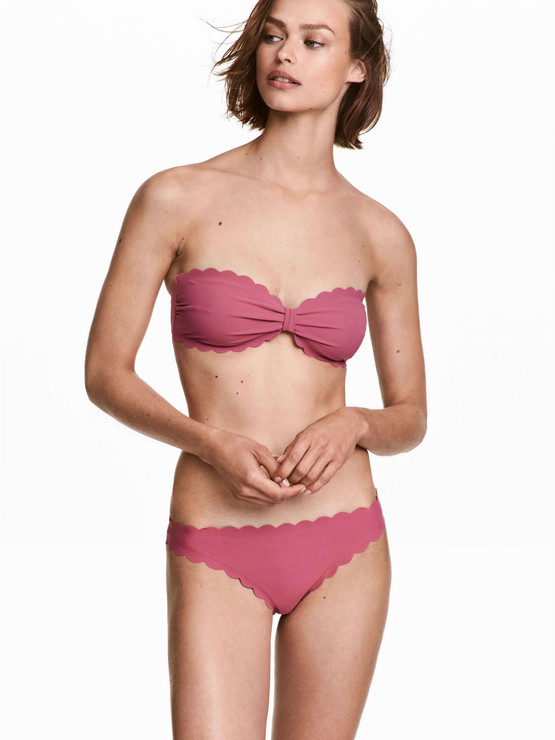 Нижняя часть купальника H&M 3514845 42 Темно-розовая
Нижняя часть купальника H&M 3514845 42 Темно-розовая