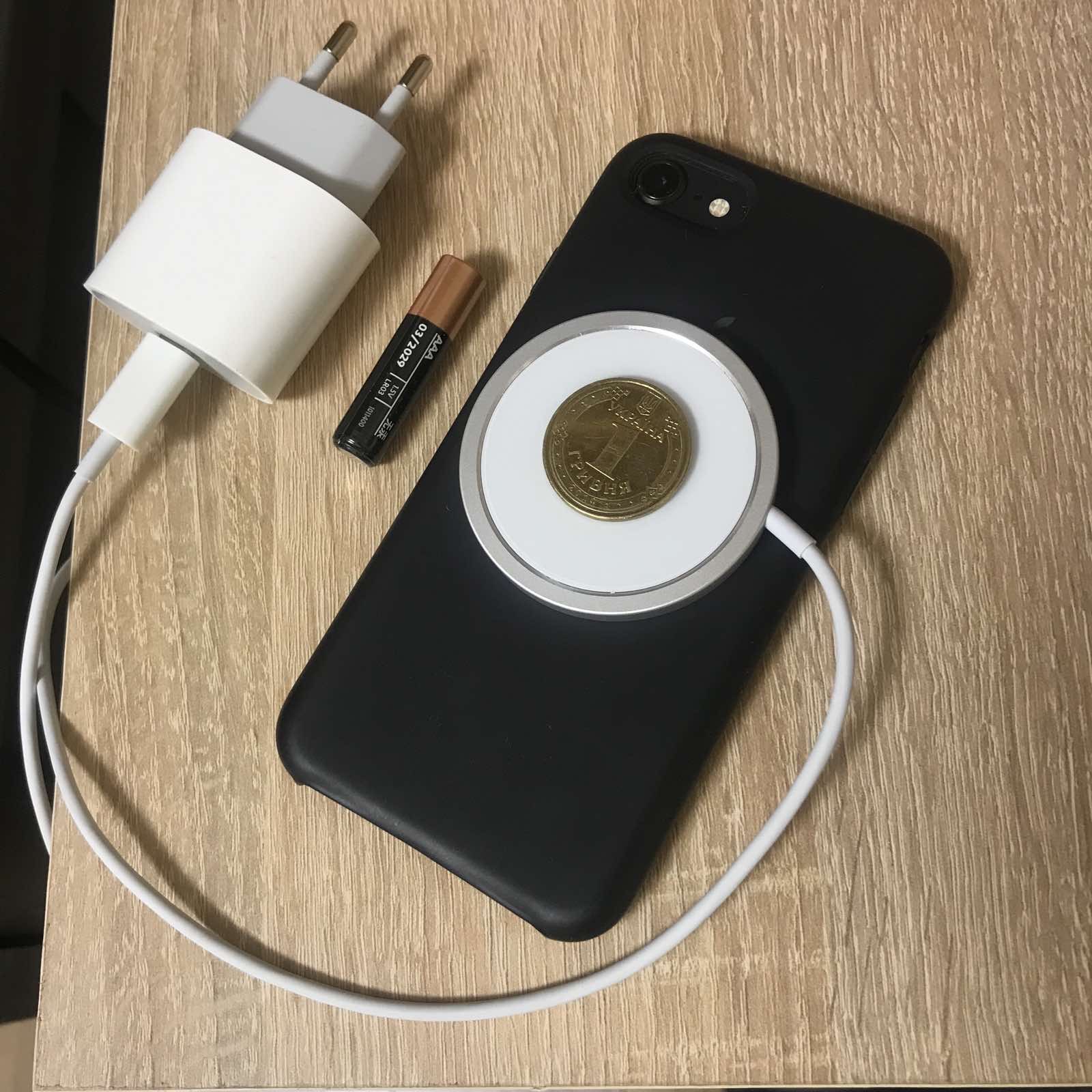 Беспроводная зарядка для apple iPhone 12 MagSafe комплект беспроводное  зарядное устройство и блок 20W PAVLYSH PZ-12 – отзывы покупателей | ROZETKA