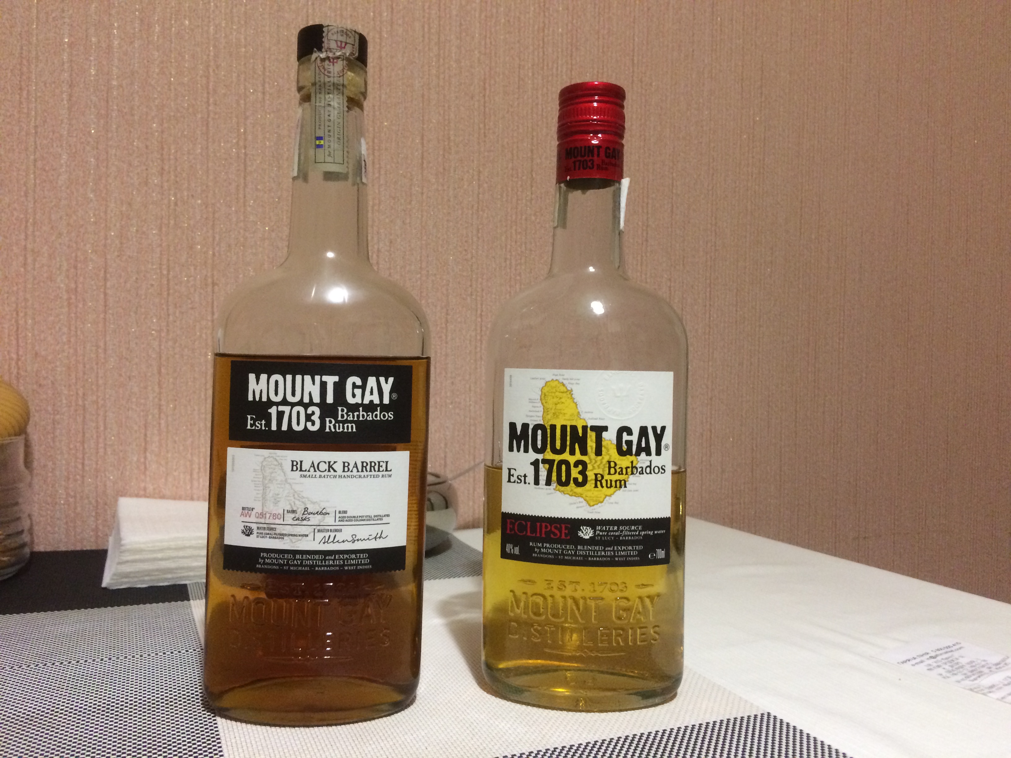 Ром Mount Gay Black Barrel 0.7 л 43% (9501007223504) – фото, отзывы,  характеристики в интернет-магазине ROZETKA | Купить в Украине: Киеве,  Харькове, Днепре, Одессе, Запорожье, Львове