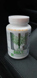 Витаминно-минеральный комплекс Universal Nutrition Daily Formula 100 таблеток фото от покупателей 3