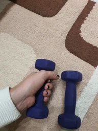 Гантель EasyFit 1 кг 1 шт Neoprene для фитнеса с матовым виниловым покрытием (неопрен) фиолетовая цельная литая неразборная EFNPR1V фото от покупателей 4
