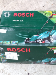 Газонокосилка сетевая Bosch Rotak 32 1200Вт 31 л контейнер 6.8 кг (0600885B00) фото от покупателей 19