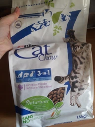 Сухой корм для взрослых кошек Purina Cat Chow Feline 3-in-1 с формулой тройного действия, с индейкой 1.5 кг фото от покупателей 6