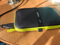 Жорсткий диск Silicon Power Armor A60 1TB SP010TBPHDA60S3K 2.5 USB 3.0 External Black фото від покупців 7