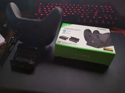 Аккумуляторы 2шт + зарядка Dobe TYX-532X Black для Xbox Series и One SX фото от покупателей 2