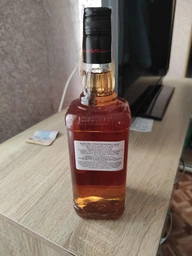 Ликер Jim Beam Red Stag 4 года выдержки 0.7 л 32.5% (5060045590275_5010278100710) фото от покупателей 10