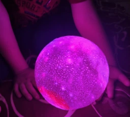 Ночник Светильник настольный 3D Moon COLOR Light Lamp Луна на пульте и сенсорное управление 15 см с аккумулятором 16 цветов GS-3153 фото от покупателей 3
