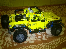 Конструктор LEGO Technic Jeep Wrangler (42122) [76880] фото от покупателей 4