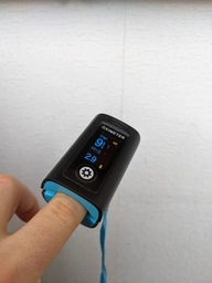 Пульсоксиметр на палець Creative Medical PC-60F портативний апарат вимірювач кисню в крові (сатурація) пульсометр та показання індексу перфузії + сигналізація (PC-60F) фото від покупців 9